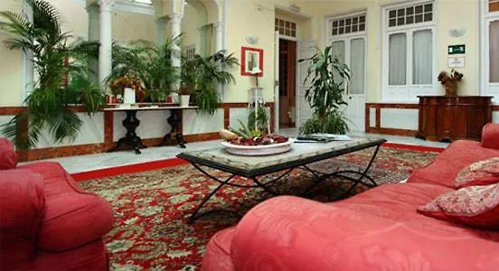 Hostal-casa Sol Y Luna *